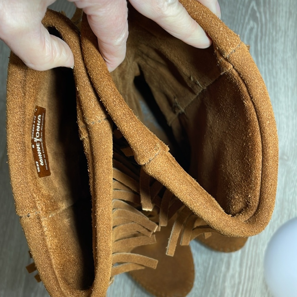 Minnetonka 3-Layer Fringe Boot Style 1632 Brown S… - image 8